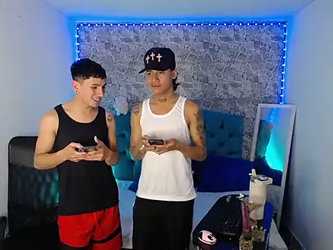 TheHotDuo19 live XXX chat