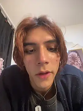 XXX chat uživo modela oli_dusk