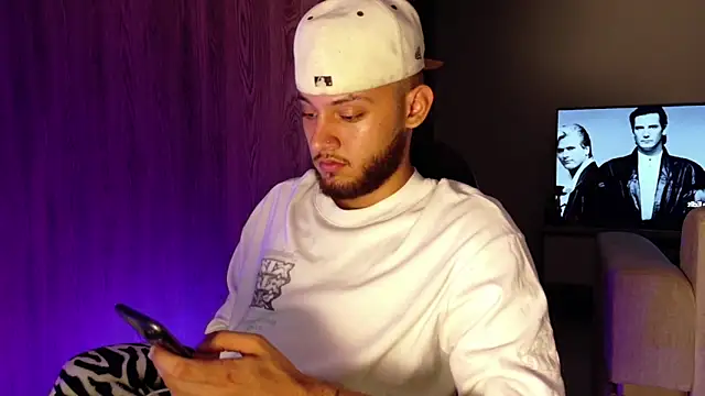 Show de Ryan_Miller111 na webcam