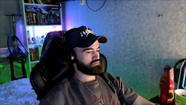 Chat XXX en directo de _Serious_Man