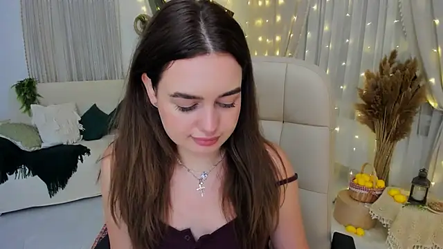 MiracleCurly – Naživo XXX chat