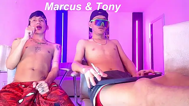 Chat XXX ao vivo de Marcus_and_Tony