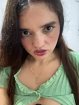 แชท XXX สดของ IvyVoos
