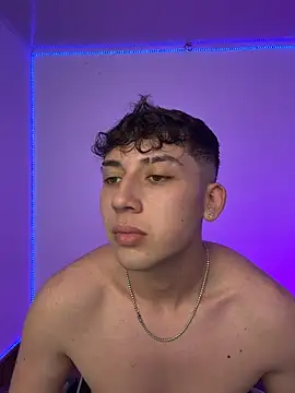 Chat XXX Live OLIVER_K