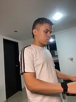 _Leo_Boy – Naživo XXX chat