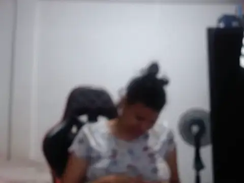 Adriana_0312 – Naživo XXX chat