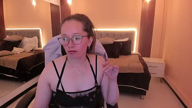 Victoria__blake_ Chat XXX live