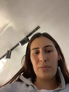 Karina_ec_ Chat XXX in diretta