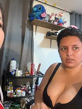 Chat +18 de Mabelydani ao vivo