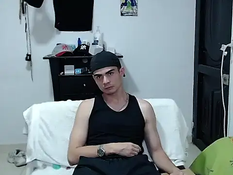 Zac_Efront 即時 XXX 聊天
