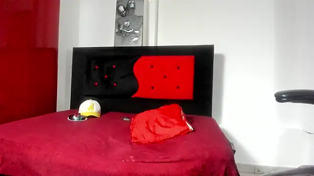 mark_splinter09: онлайн-секс-чат