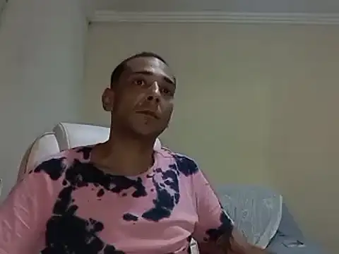 HotLatinoBR élő XXX-chatje
