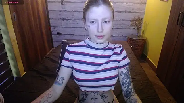 domi_alighieri Chat XXX in diretta