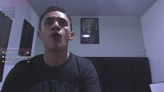 Chat +18 de _Alan_Walker_1 ao vivo