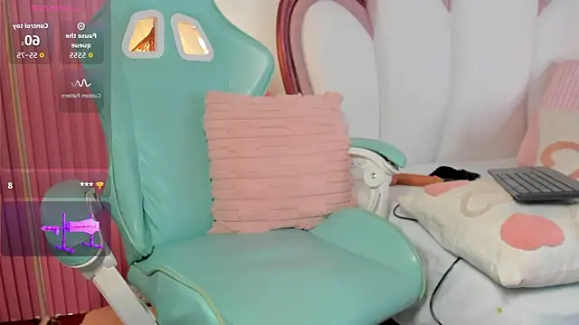 Chat +18 de AriaCush ao vivo