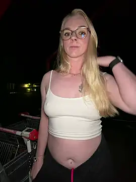 XXX chat uživo modela LinaLeana