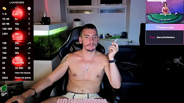 Rayzel_White Adlı Modelin Canlı XXX Sohbeti