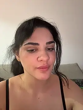 EvelynnMonrooe Chat XXX in diretta