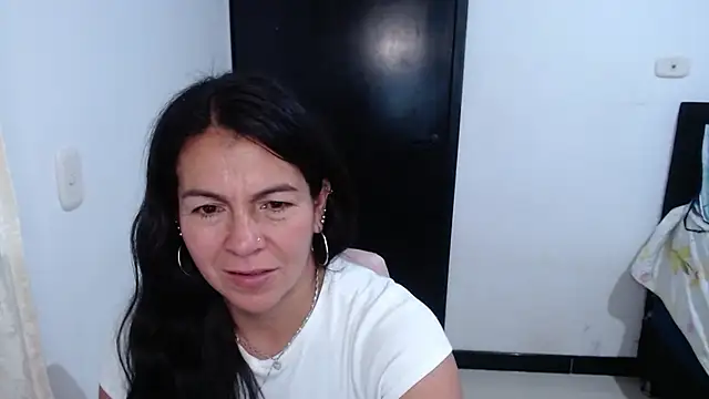 camilavargas_ 现场XXX聊天