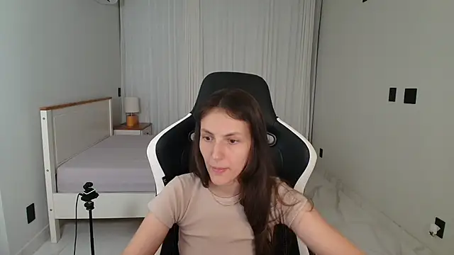 upssnowy Adlı Modelin Canlı XXX Sohbeti