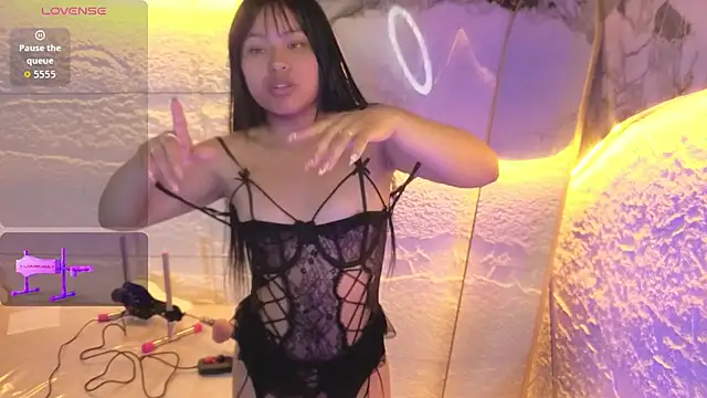 Paulette_v Chat XXX live