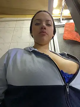 CelesteJones1 现场XXX聊天