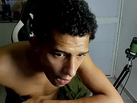 Chat XXX Live master_badboy