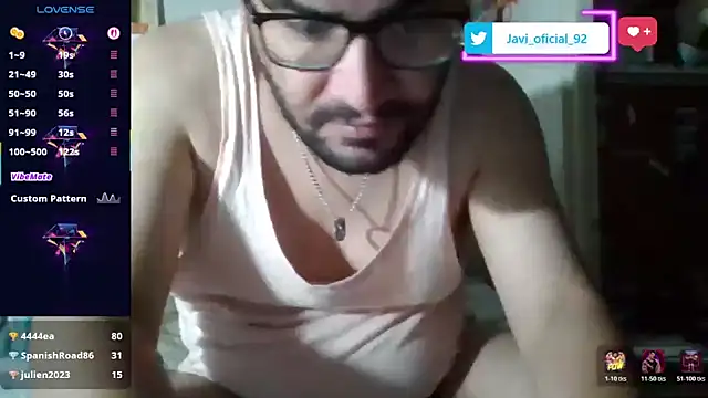 Javi_92 即時 XXX 聊天