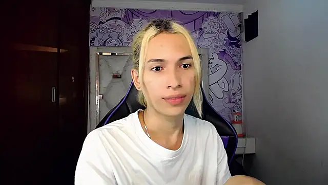 Larry_craft Chat XXX in diretta