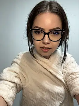 KaylaLewyss XXX чат на живо