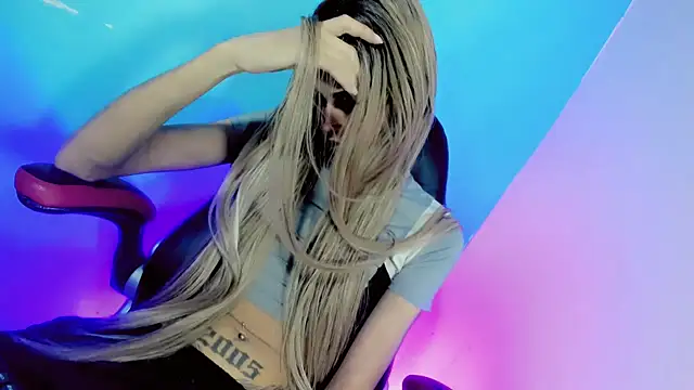 Chatroom XXX en direct de cami_valkyrie