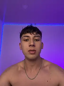 OLIVER_K live XXX chat