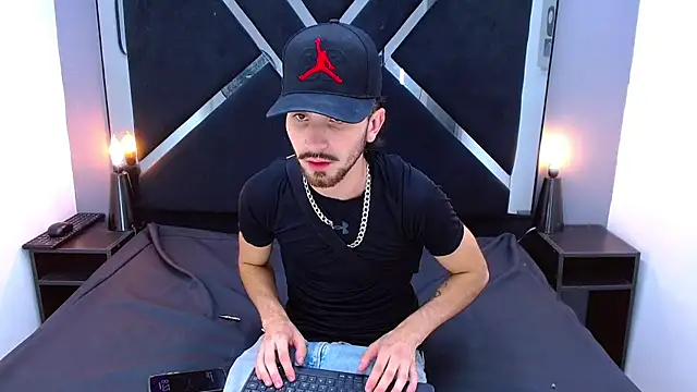 Lucas_Knight XXX чат на живо
