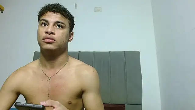 Онлайн чат XXX Jose_And_Daniel
