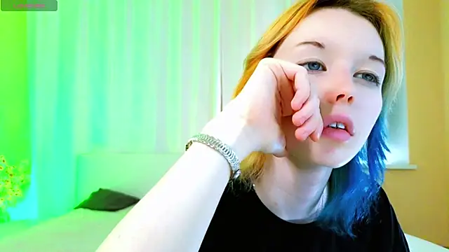 Kiara_Age Chat XXX live