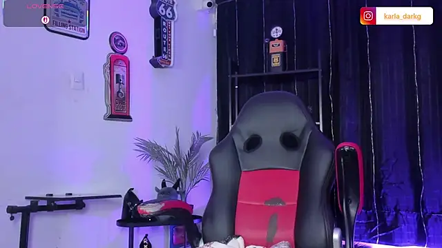 dark-kalr's Live XXX Chat