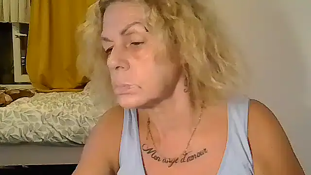belgianshantie's Live XXX Chat