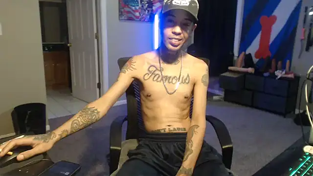 Michigan9000 Chat XXX in diretta