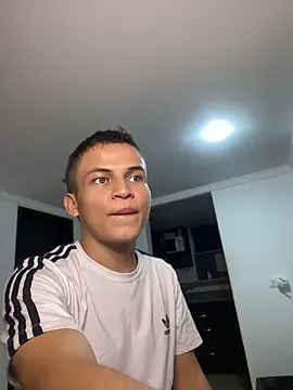_Leo_Boy's Live XXX Chat