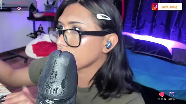 XXX chat uživo modela dark-kalr