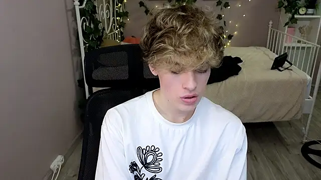 Živý XXX chat kevingarsiaa