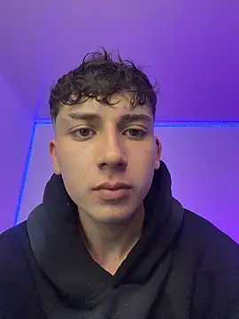 Chat XXX Live OLIVER_K