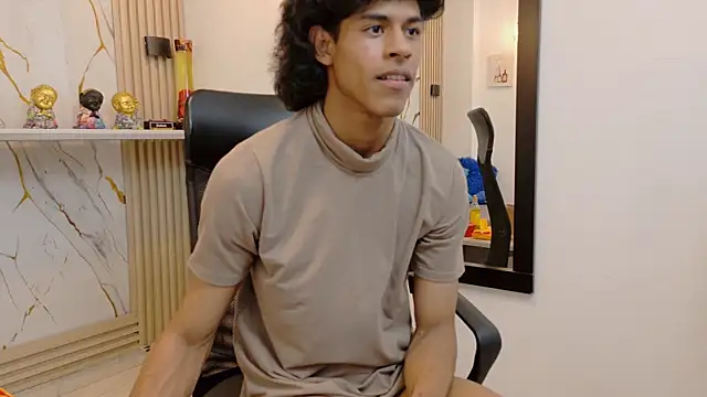 Zayn_Fox32's Live XXX Chat