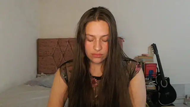 Serenity Adlı Modelin Canlı XXX Sohbeti