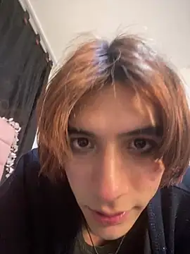 oli_dusk Adlı Modelin Canlı XXX Sohbeti