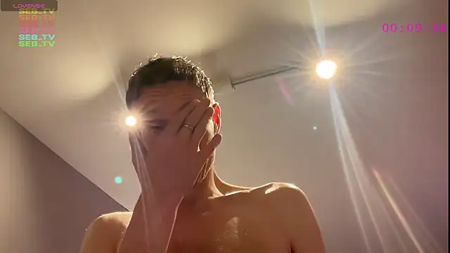 צ'אט XXX בשידור חי של seb_tv
