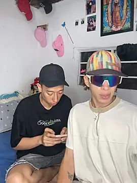 Show modela Jacobo_Essteban na web-kameri