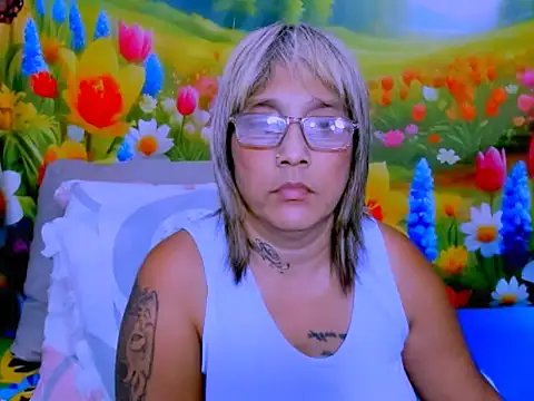 Živý XXX chat indianroxy