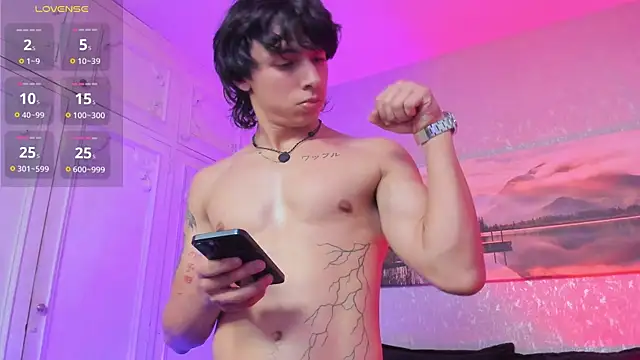 Tyler_durten Adlı Modelin Canlı XXX Sohbeti