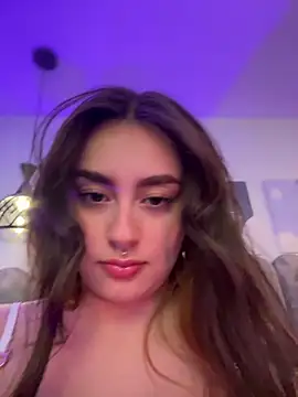 cute__cherry_'s Live XXX Chat